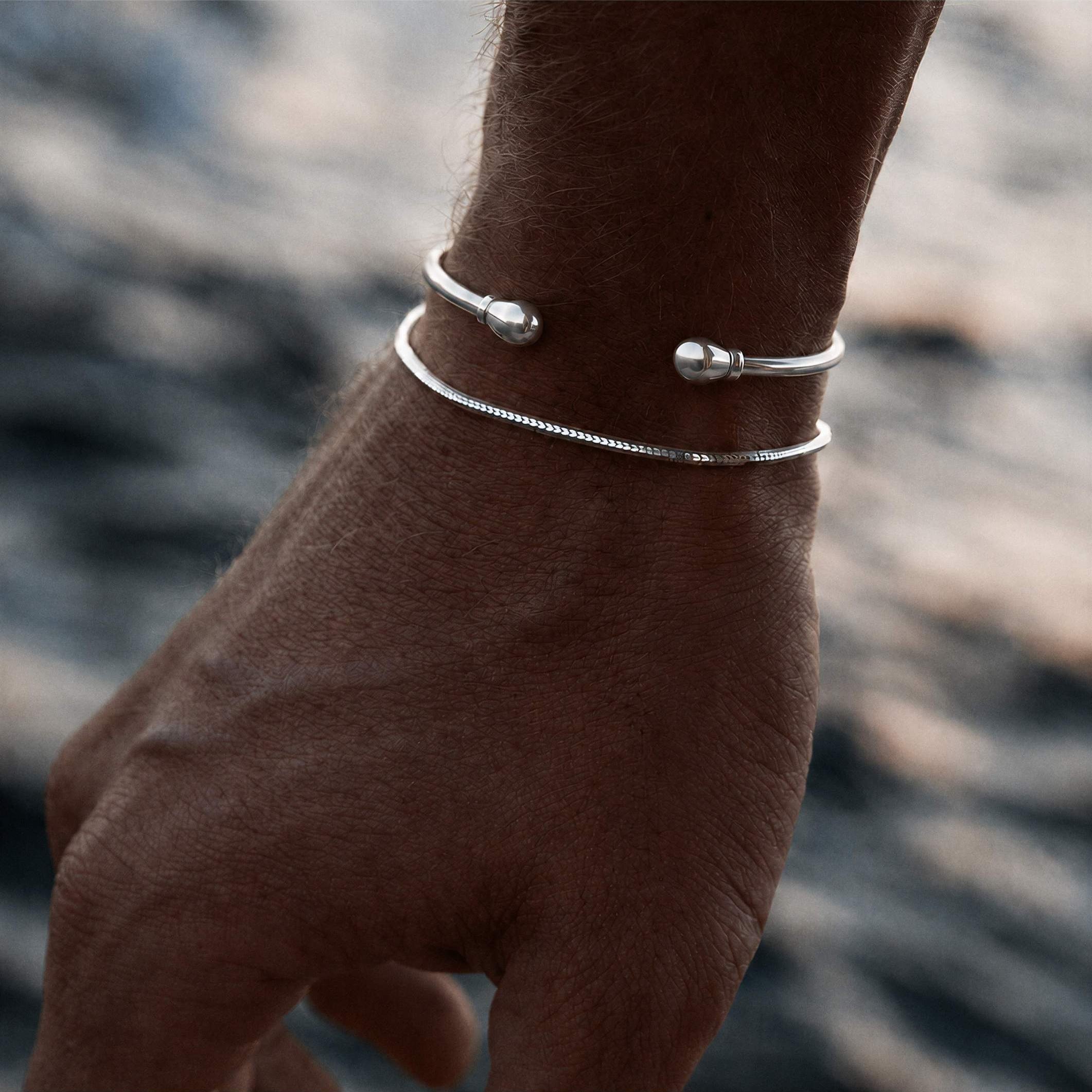 Cuff_ve_Serpent_Gumus_Bileklik_dd2aea07-1bde-47ff-88eb-48fdfe058fc7.jpg