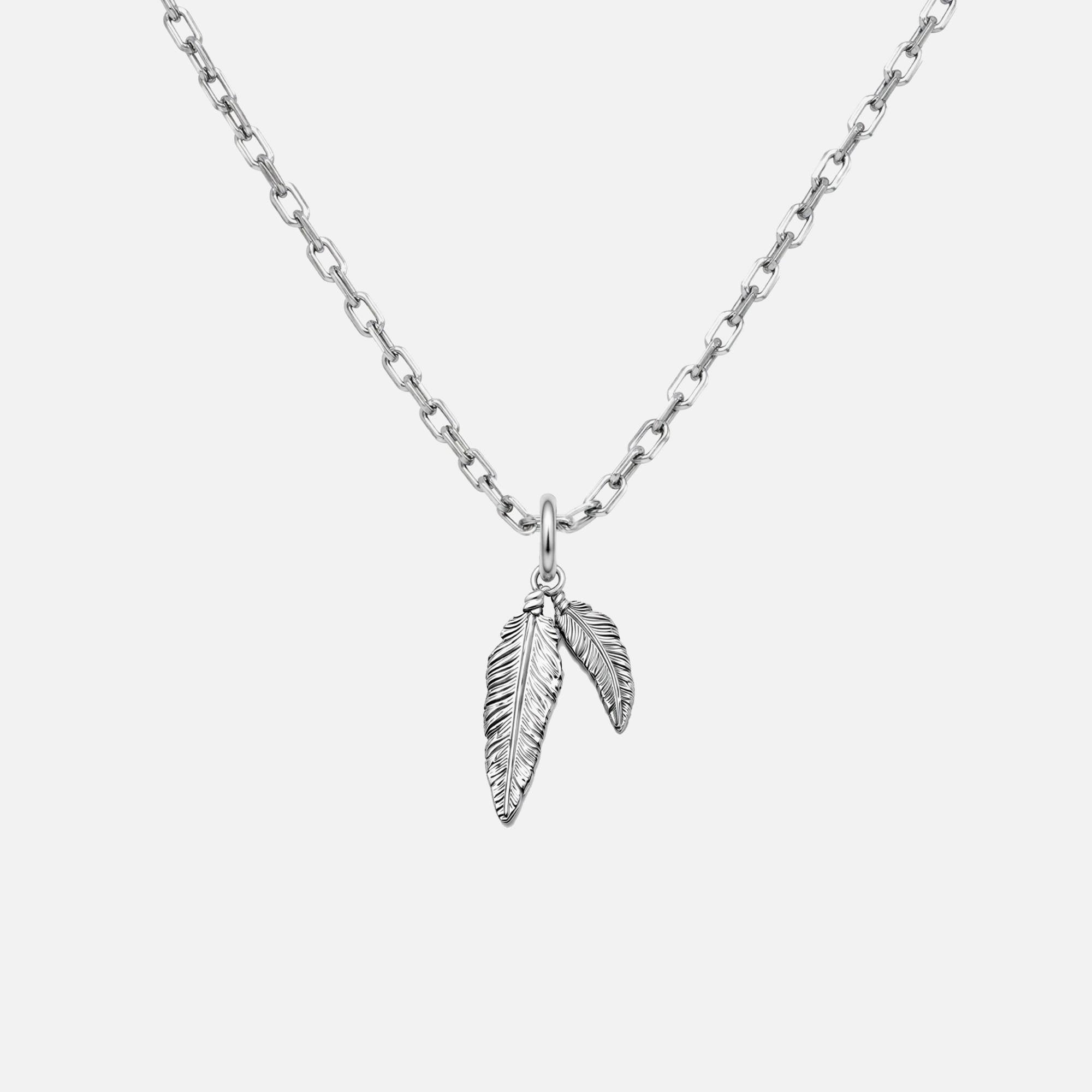 Lucky_Feather_Gumus_Kolye_1.jpg